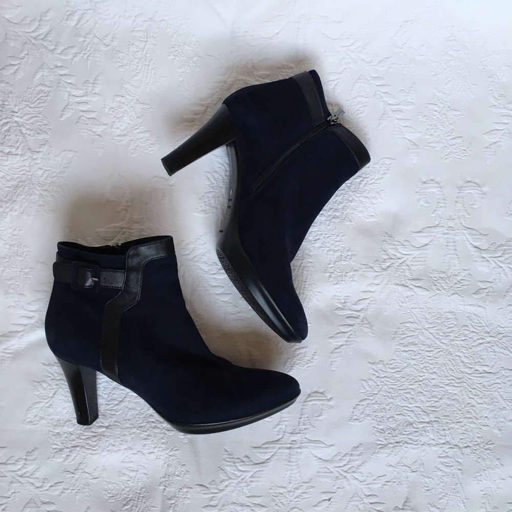 Aquatalia Blue & Black Water Resistant Boots Sz 9 - Picture 2 of 7